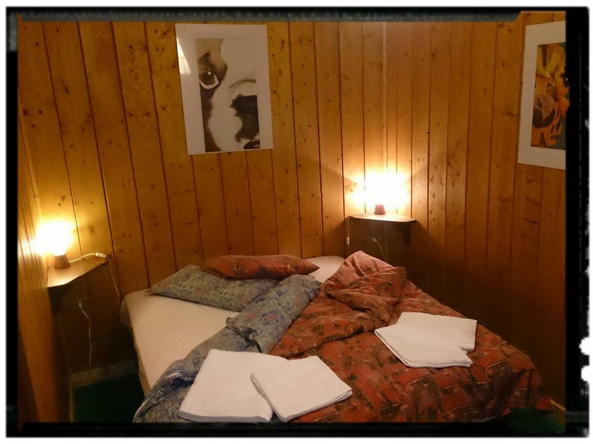 B&B Lo Scoiattolo Nebbiu Екстер'єр фото