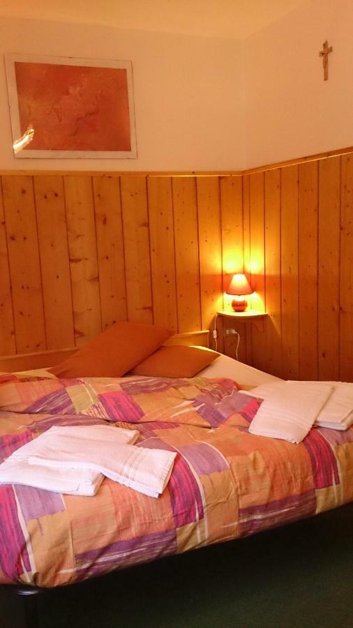 B&B Lo Scoiattolo Nebbiu Екстер'єр фото