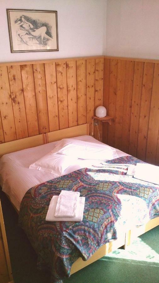 B&B Lo Scoiattolo Nebbiu Екстер'єр фото