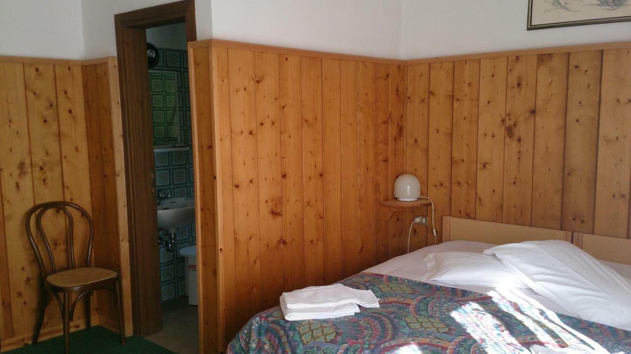 B&B Lo Scoiattolo Nebbiu Екстер'єр фото