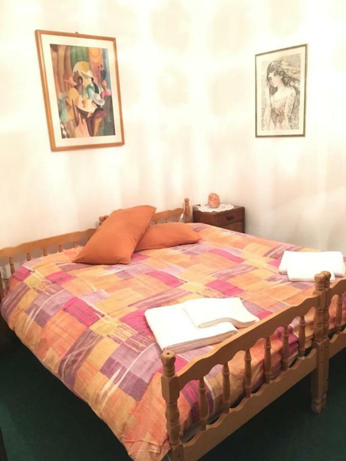 B&B Lo Scoiattolo Nebbiu Екстер'єр фото